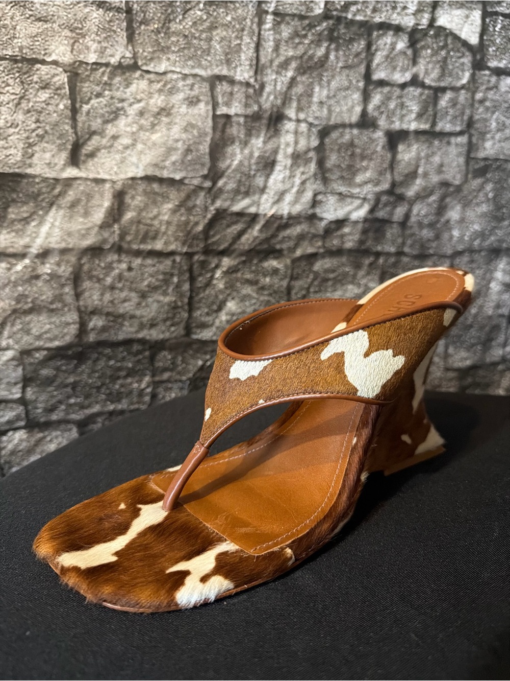 SCHUTZ Brown and White Cowhide Wedge Thong Sandal